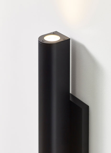 Chara 17 Outdoor Wall