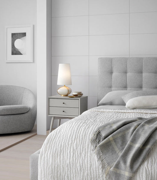 Fondant Small Table Lamp in Ivory and Soft Brass with Linen Shade