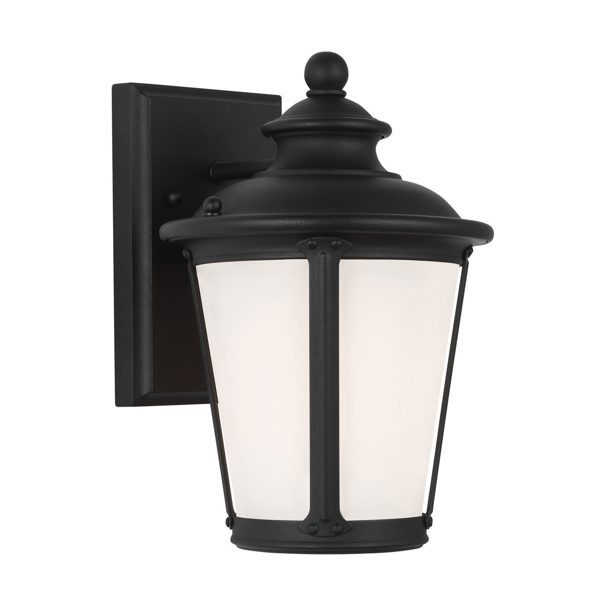 Cape May Outdoor Wall Lantern