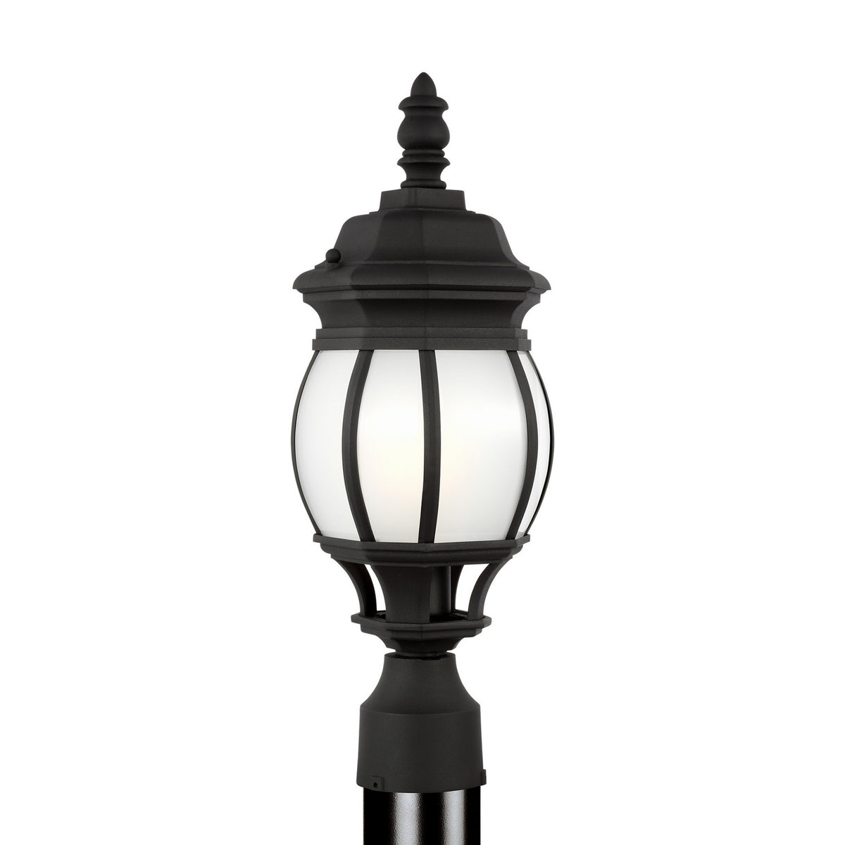Wynfield Outdoor Post Lantern