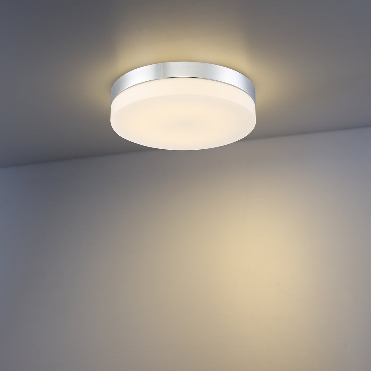KOSS ,1LT LED FLUSHMNT,LRG,CHR in Chrome