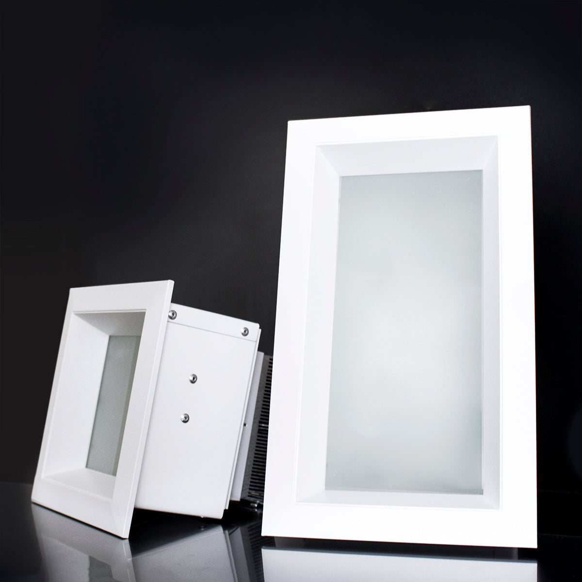RECESSED MULTIPLE MULT,DIFFUSED LENS,3LT,WHT in White