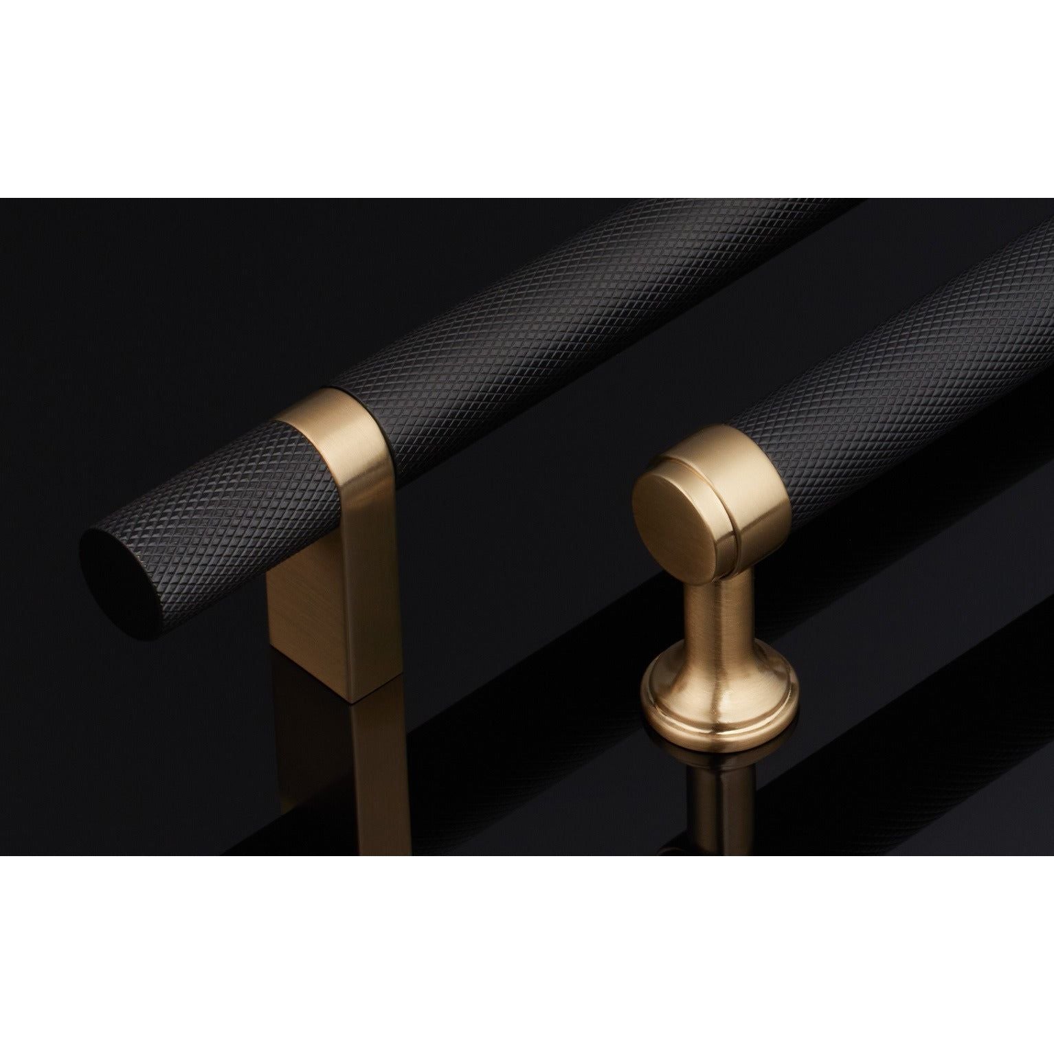 Select Transitional Bar Smooth Cabinet Pull