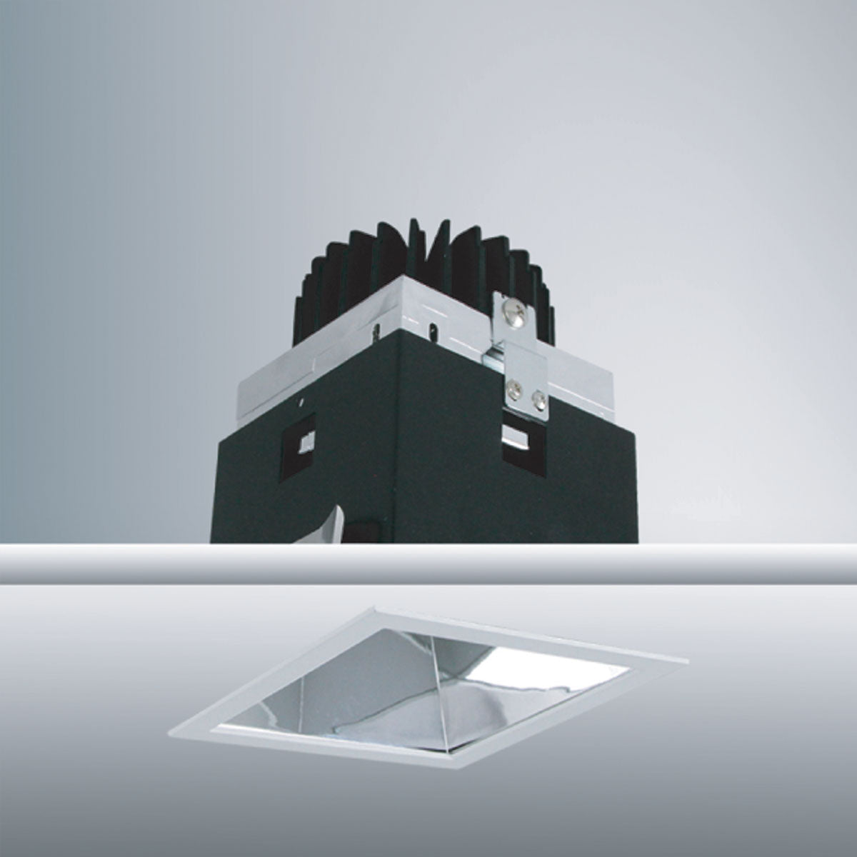 LED REC,4IN,SQ SPECULAR,CHR in Chrome