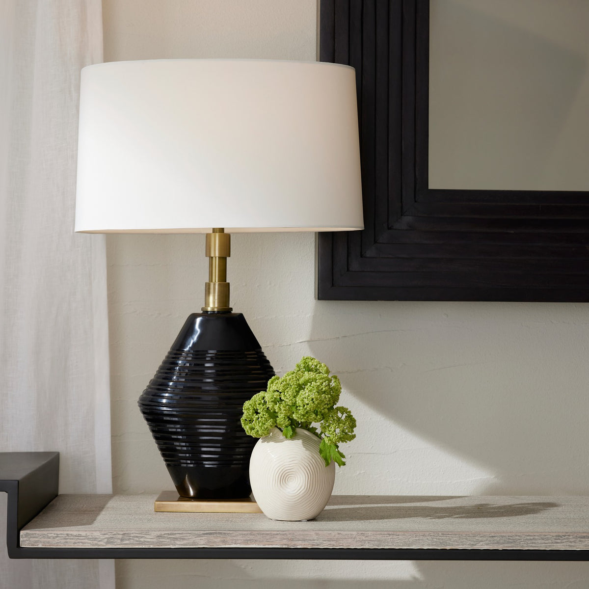 Estrada One Light Table Lamp in Navy Optic/Antique Brass/Off-White/White