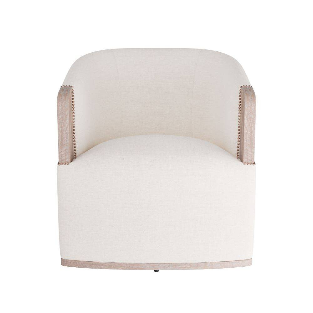 Fauteuil Reveal Lounge en lin couleur os/chêne cérusé/clous décoratifs en laiton antique