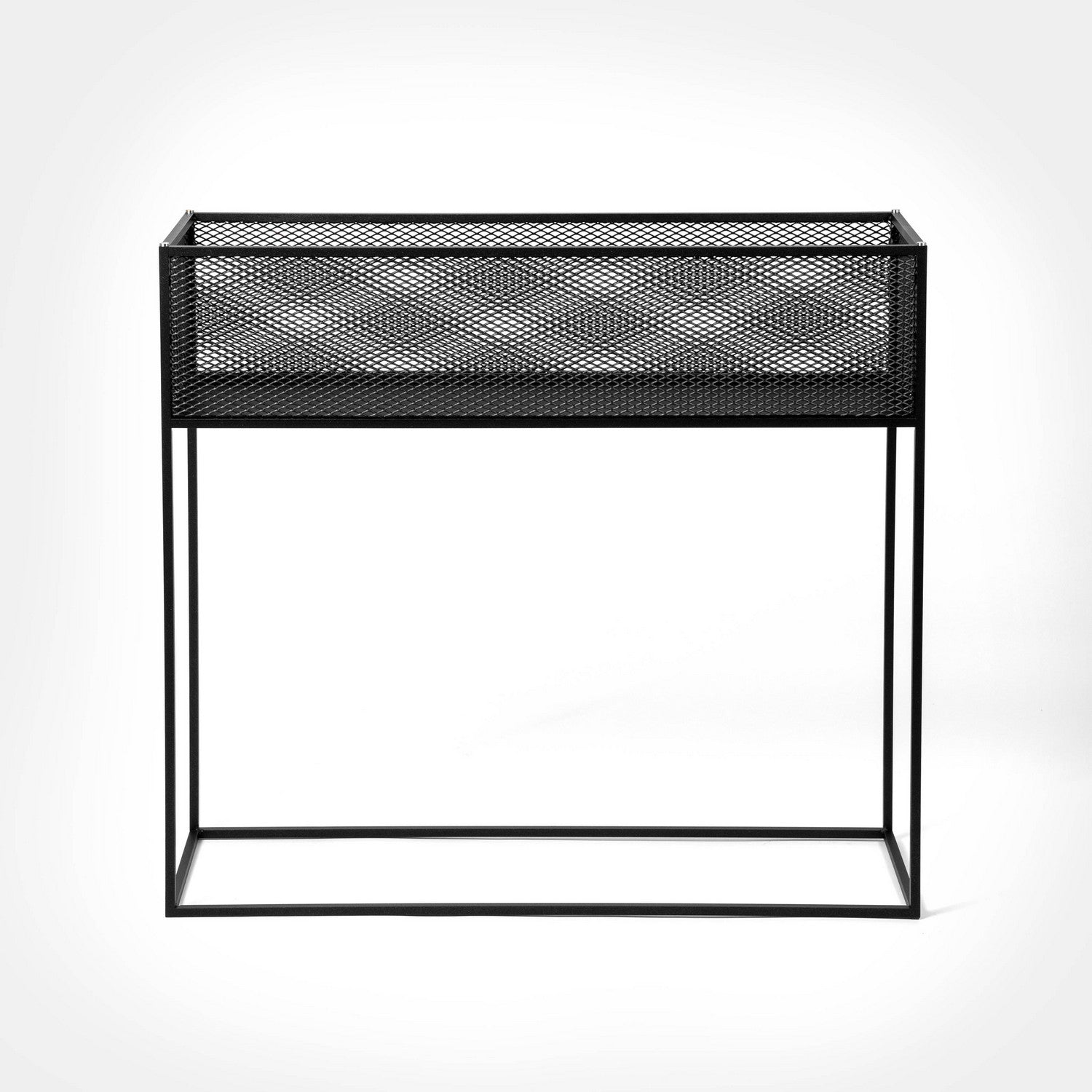 Planter in Black