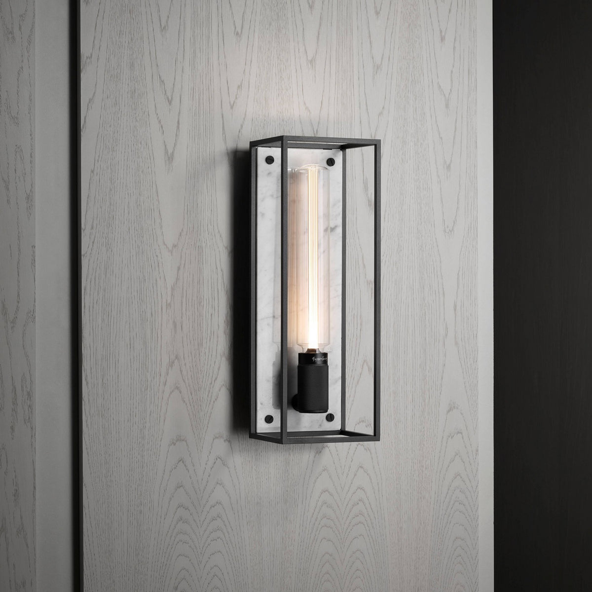 One Light Wall Sconce in White Marble
