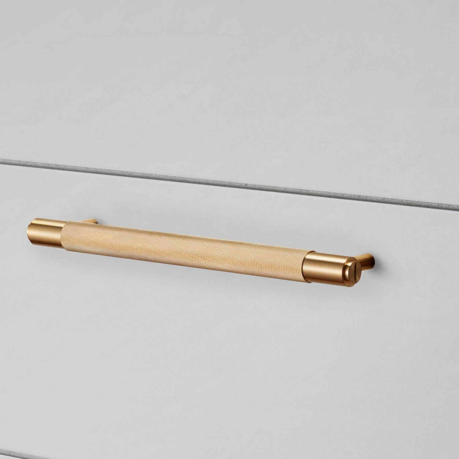 Pull Bar