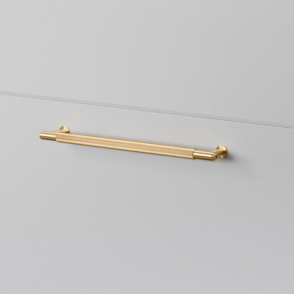 Pull Bar in Brass