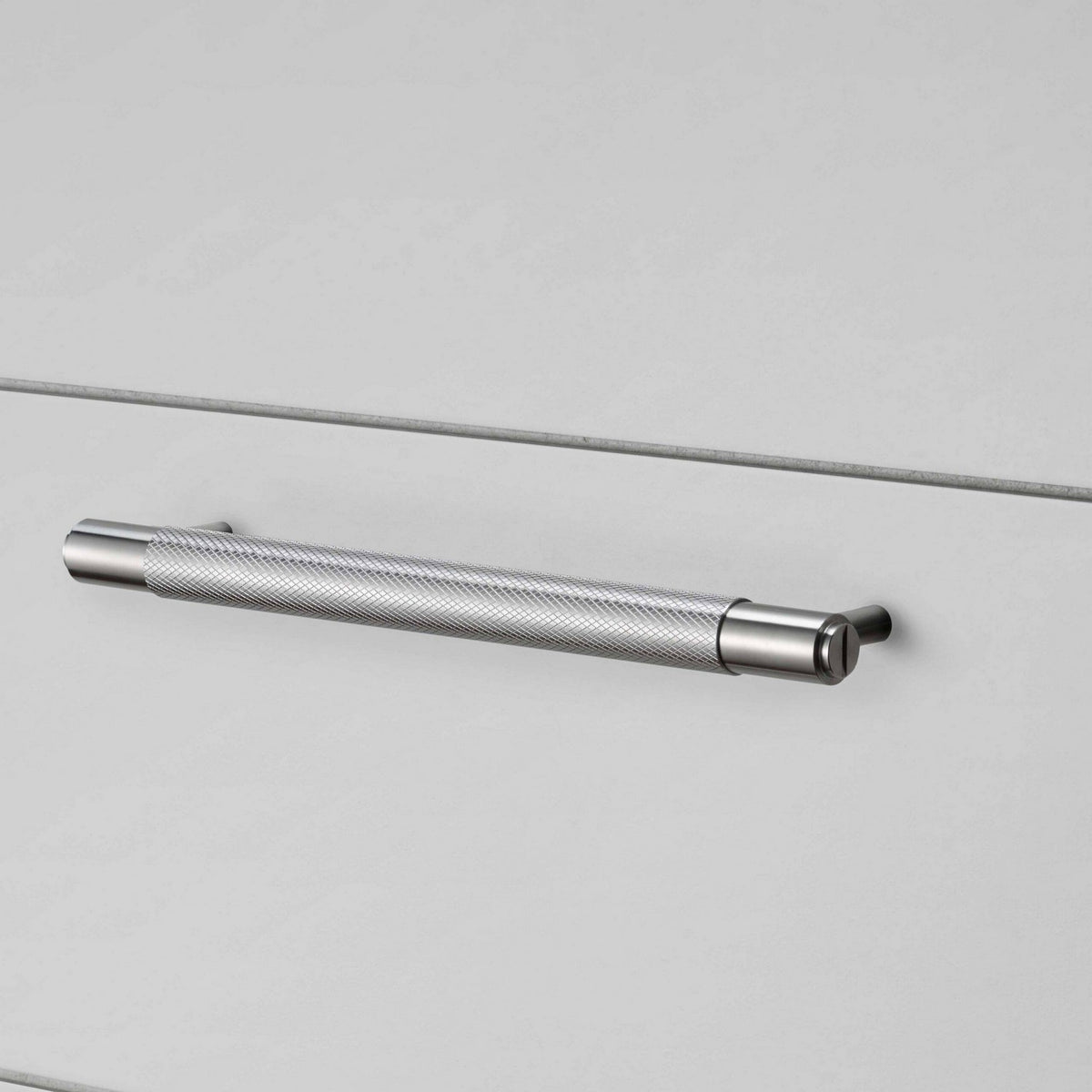 Pull Bar in Steel