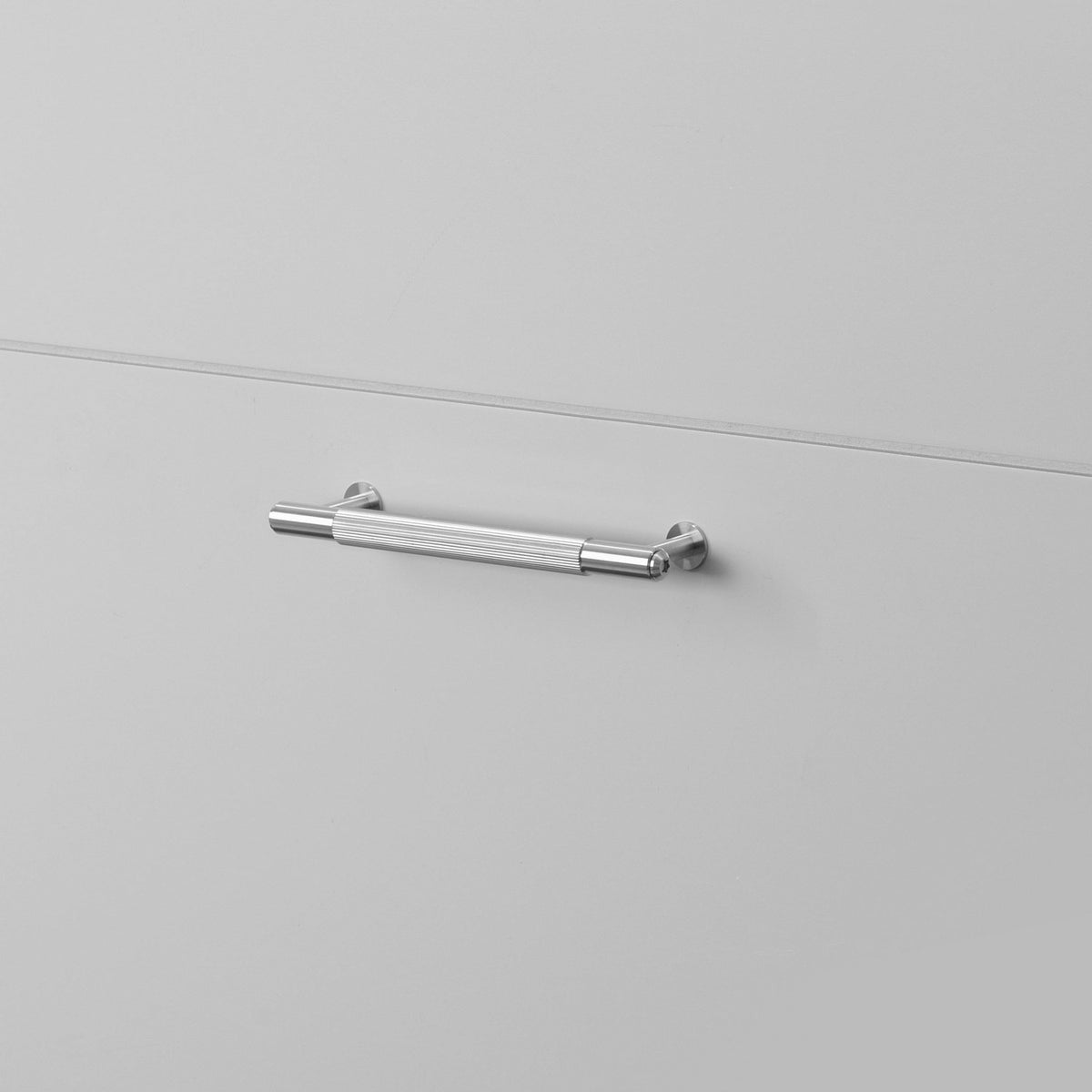Pull Bar in Steel