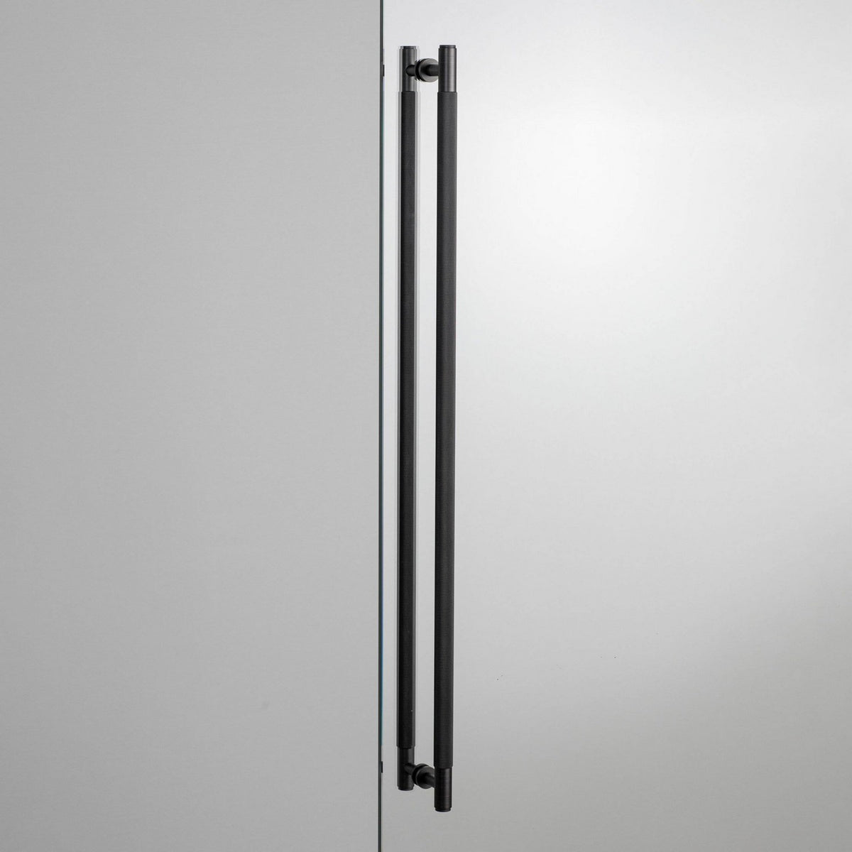 Closet Bar in Smoked Bronze