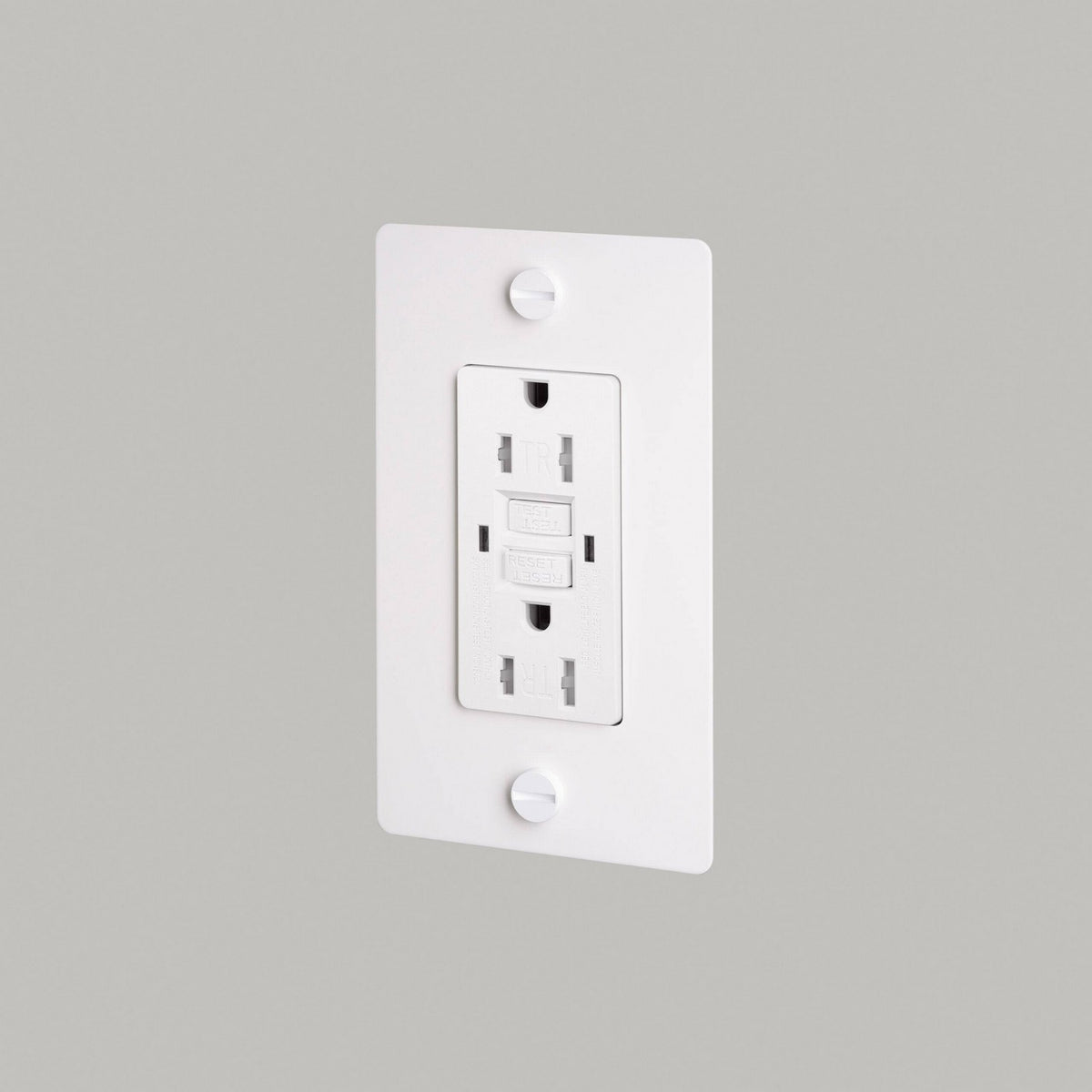 Duplex Outlet in White