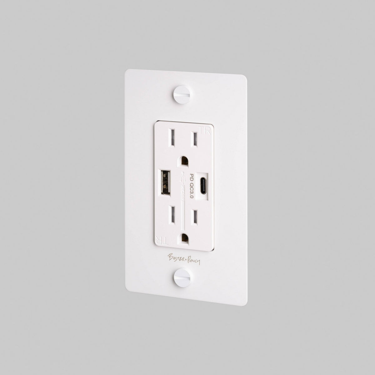 Duplex Outlet in White