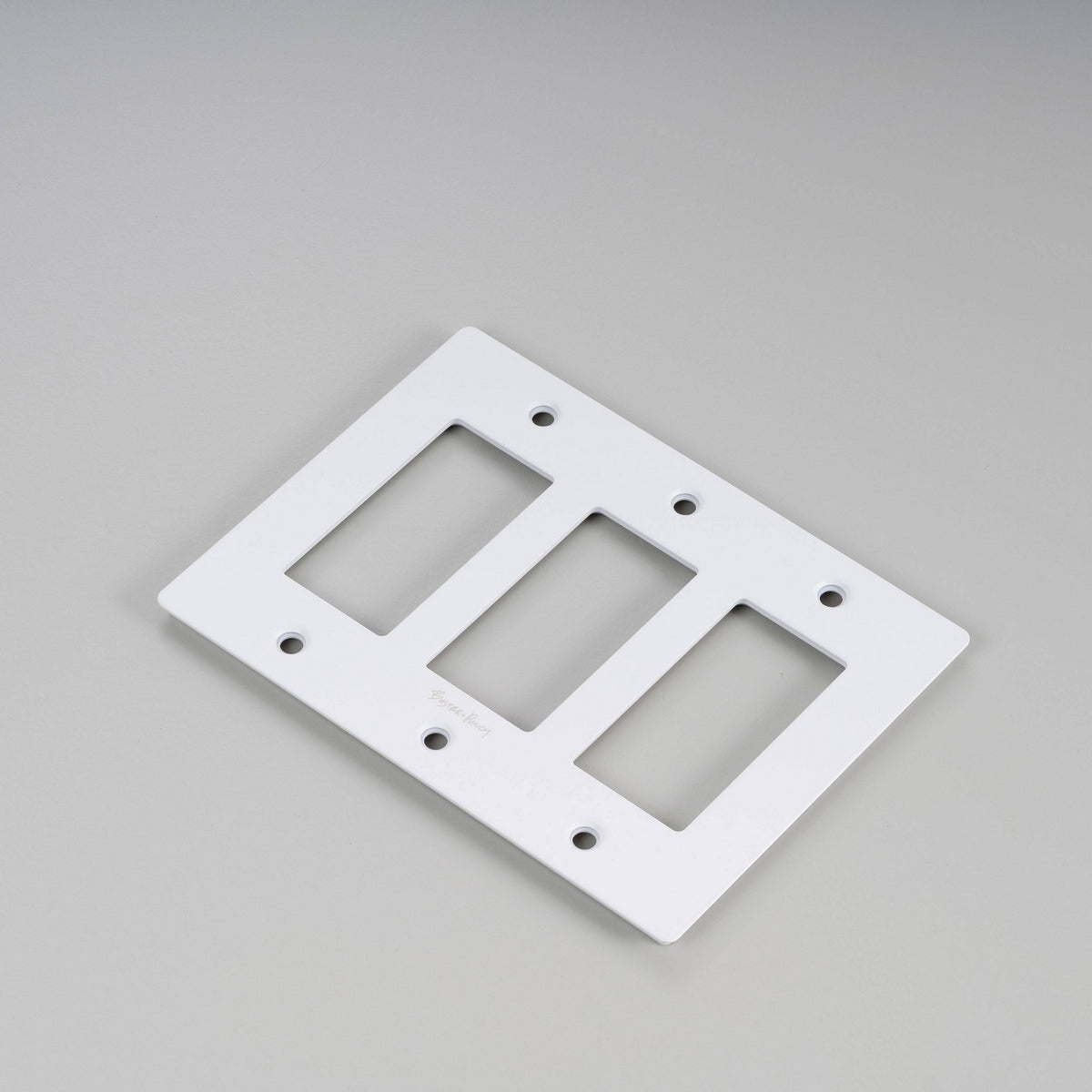 Wall Plate in White