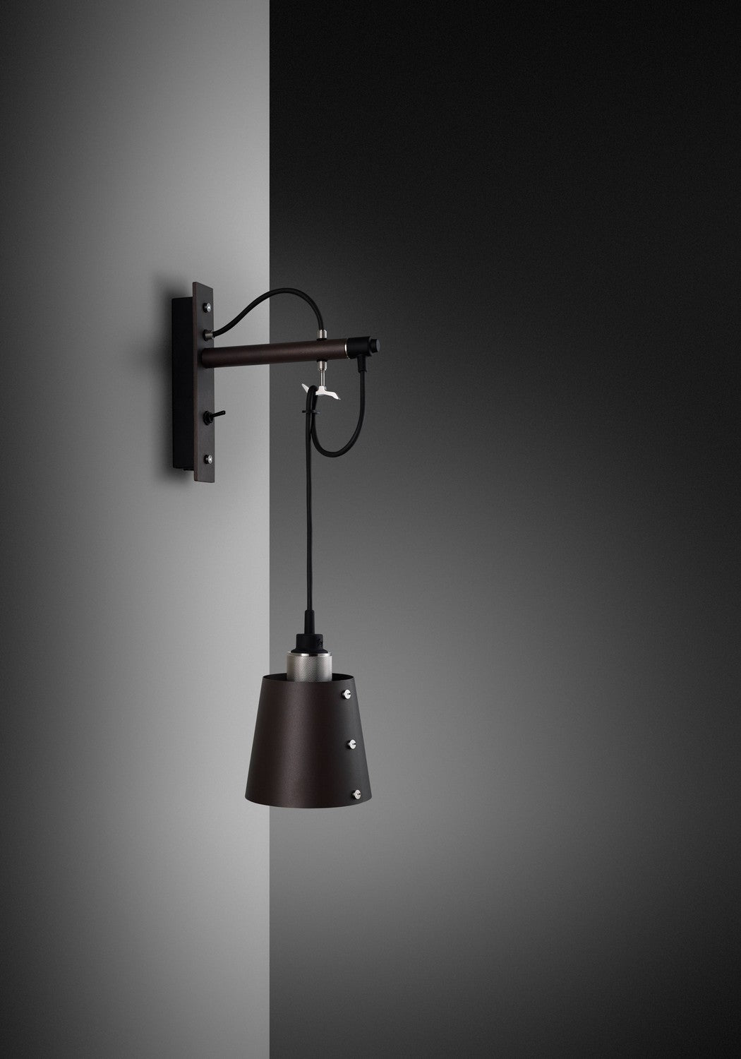 LED Wall Sconce in Steel