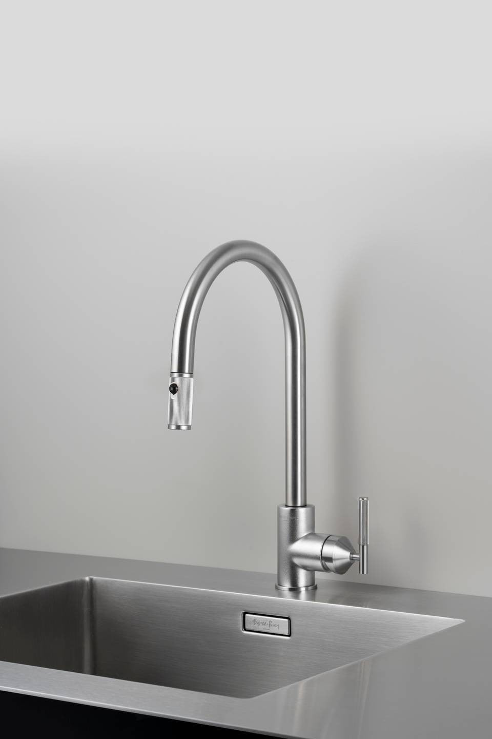 Kitchen Faucet in Steel