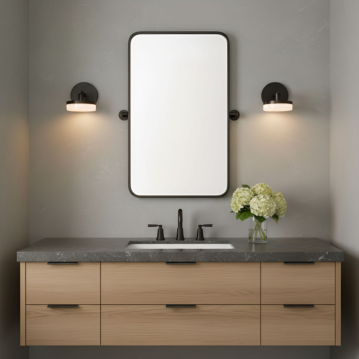 Khan Wall Sconce