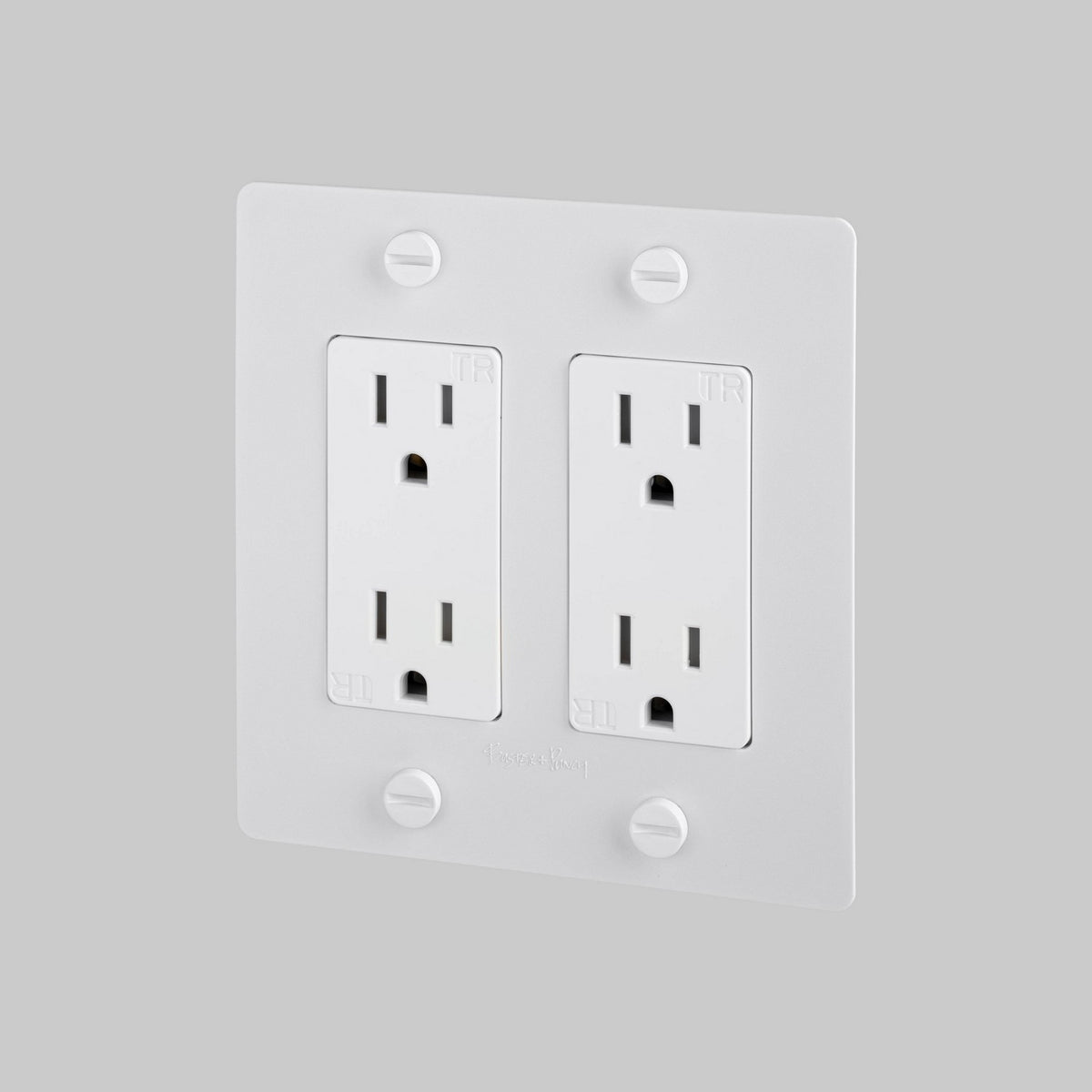 Outlet in White