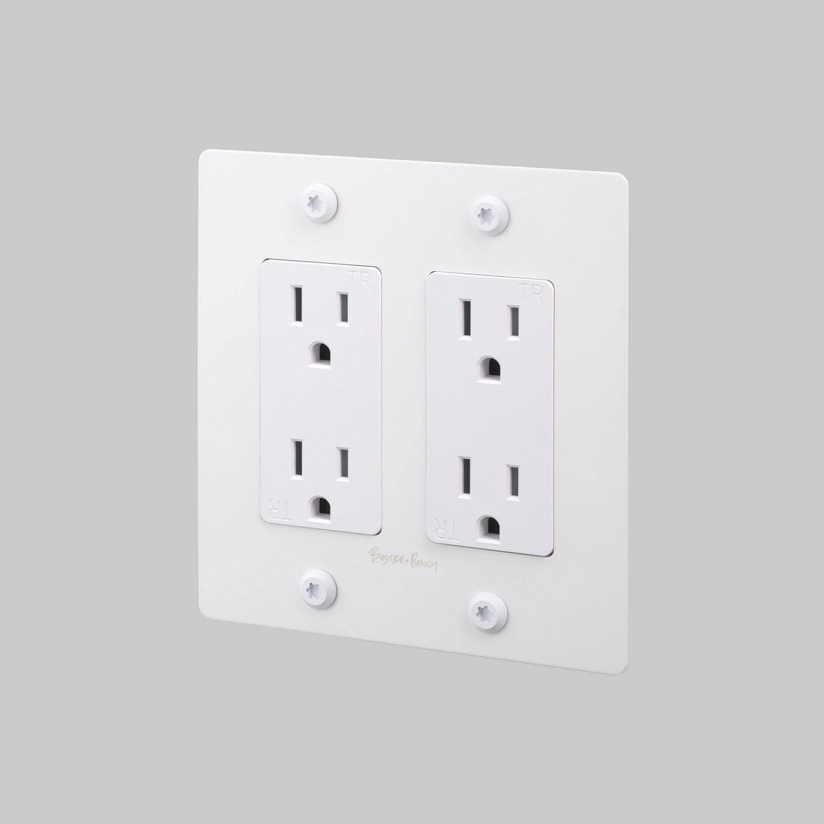 Outlet in White