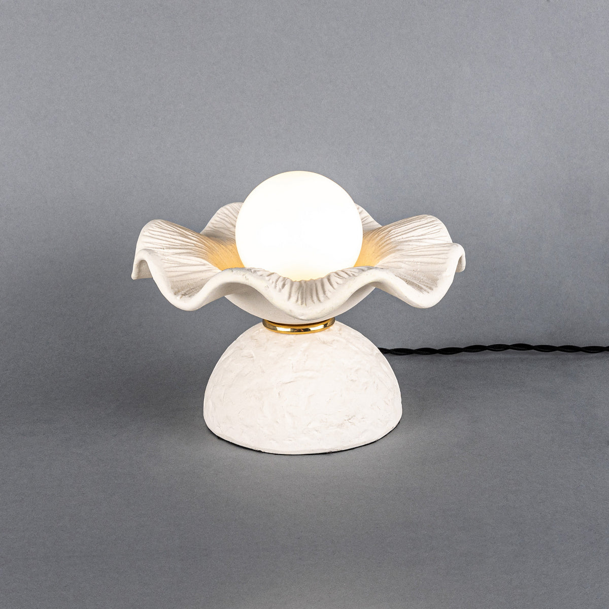 Rivale One Light Table Lamp in Polished Brass