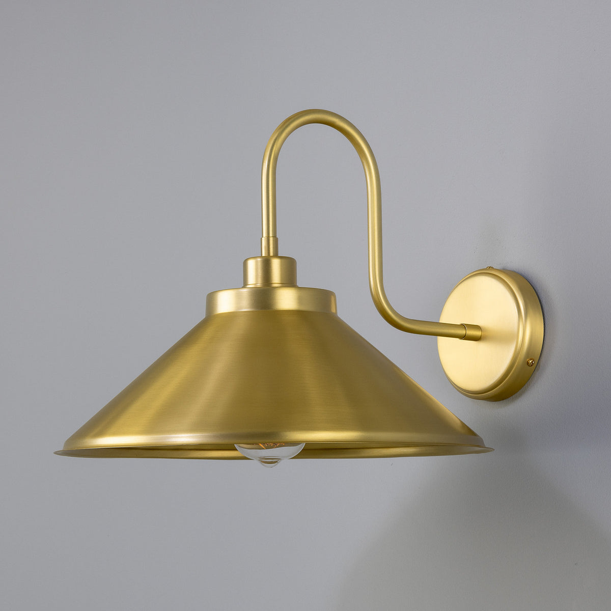 Rio One Light Wall Sconce in Satinbrass