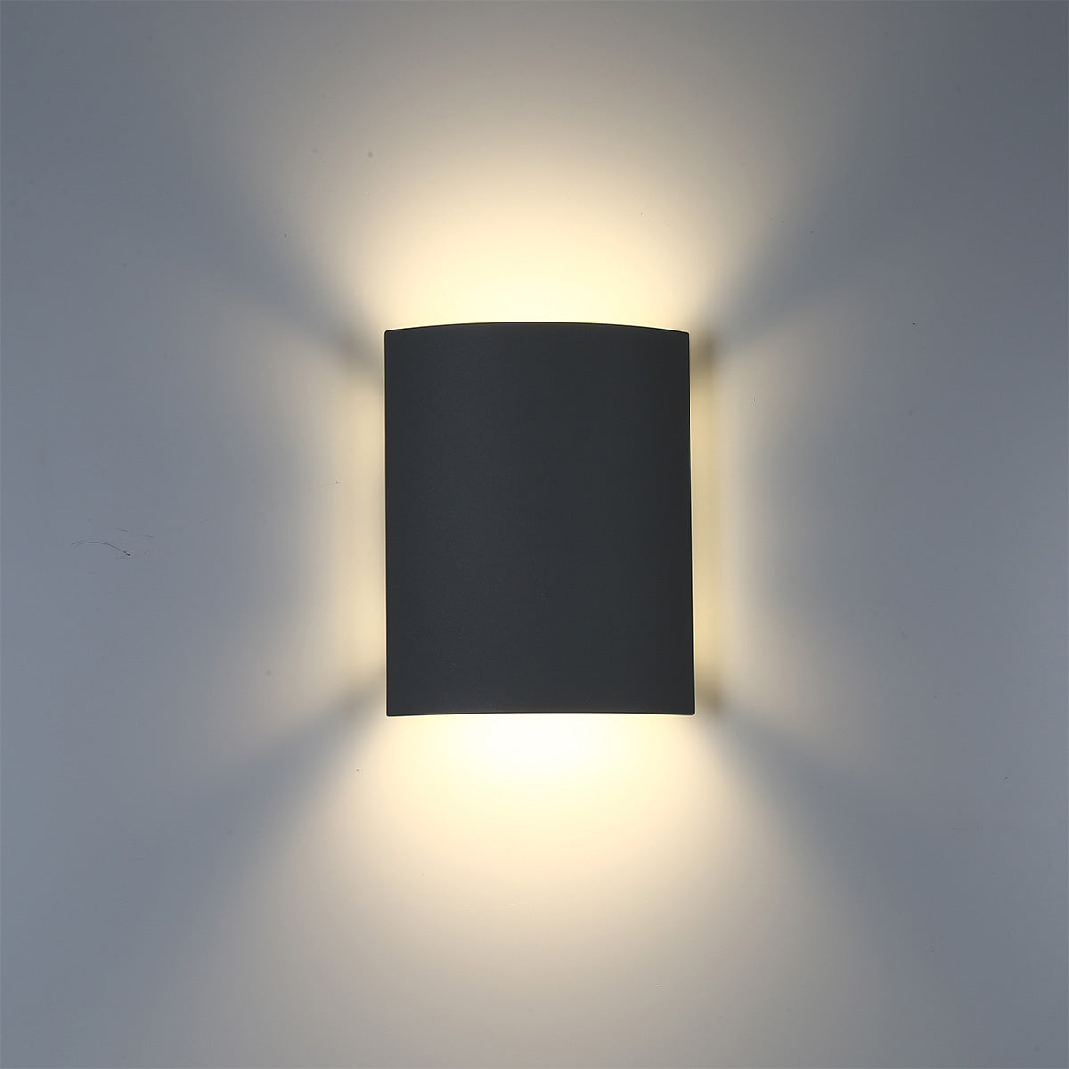Architectural Outdoor LED Wall Mount in Black