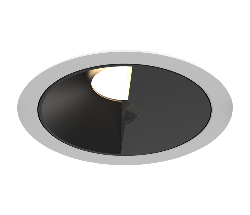 Oscar LED Recessed Fixture in White