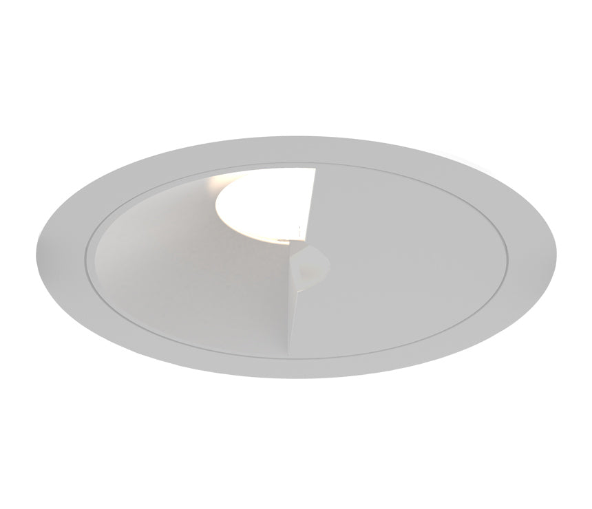Oscar LED Recessed Fixture in White