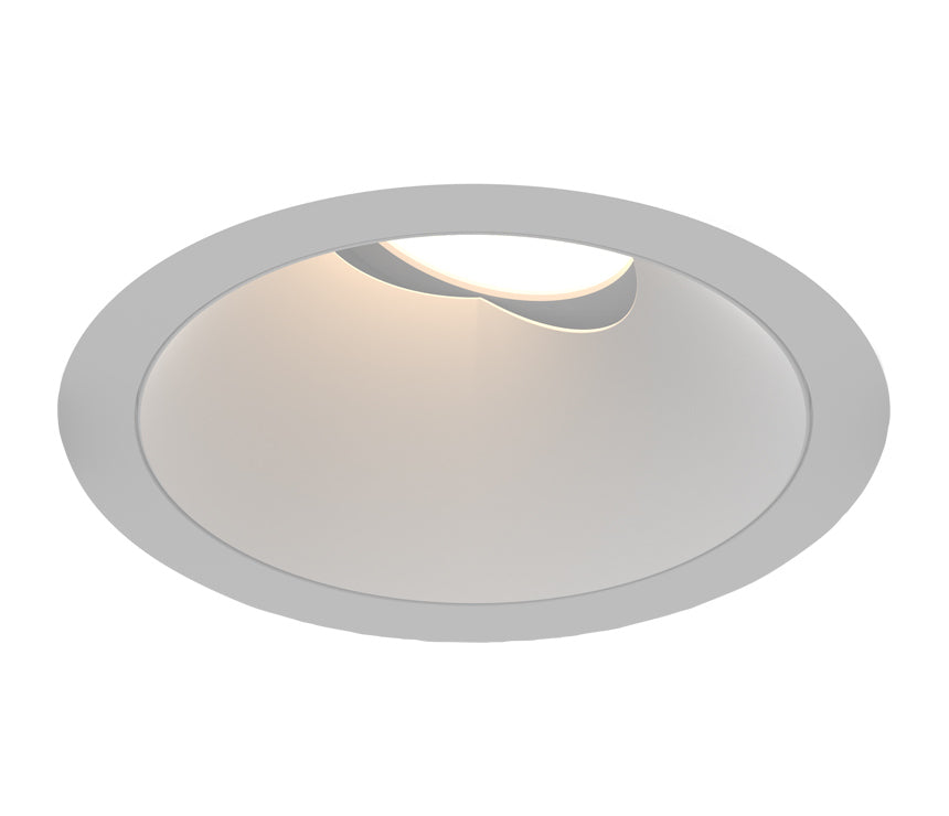 Oscar LED Recessed Fixture in White