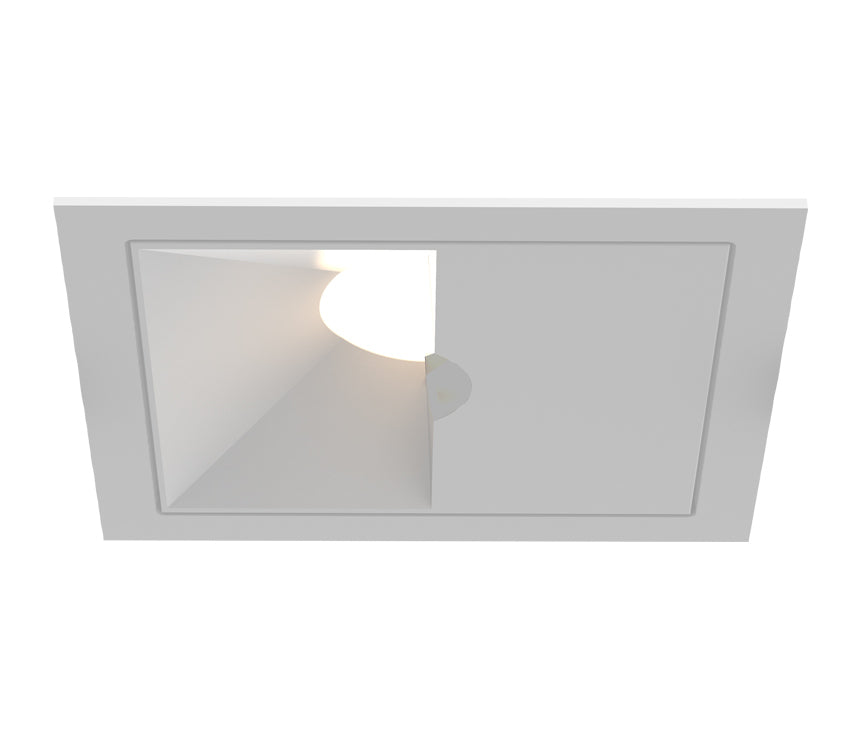 Oscar LED Recessed Fixture in White