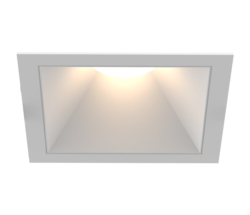 Oscar LED Recessed Fixture in White