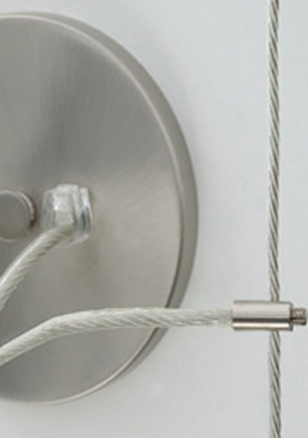 Kable Lite Center Power Feed Single-Feed in Satin Nickel