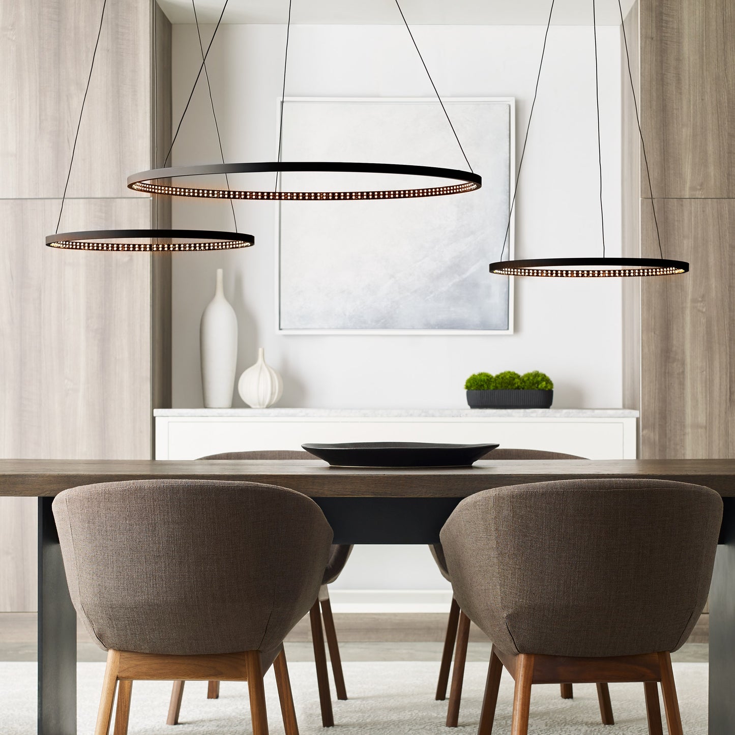 Vellavi 24 Chandelier