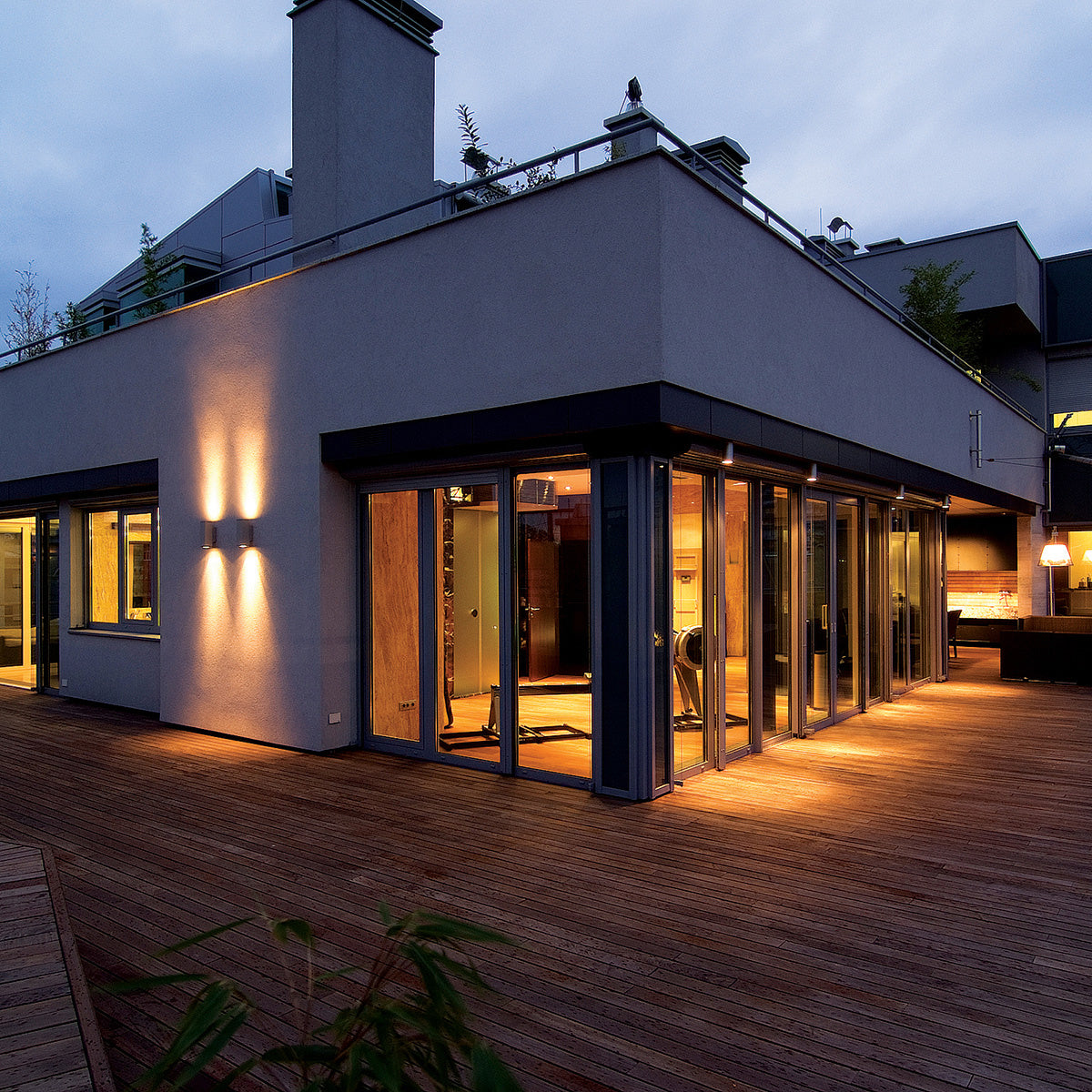 ARCHITECTURAL OUTDOOR OUTDR, WLLMNT, 75W PAR30, SQ, UPDN in Grey