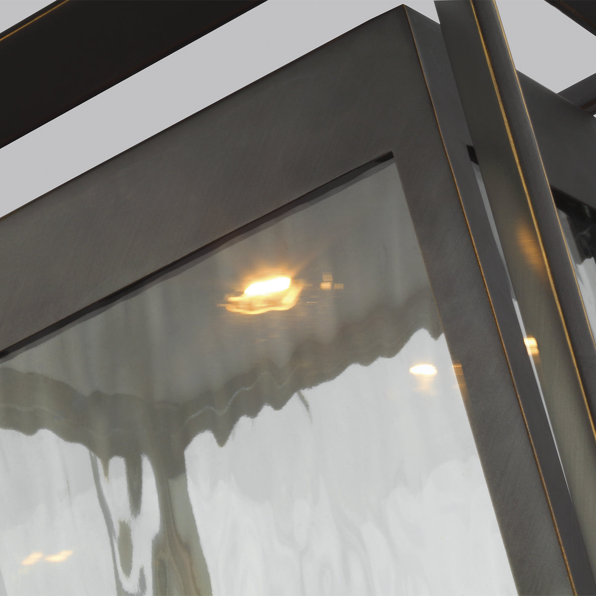 Urbandale LED Post Lantern in Antique Bronze