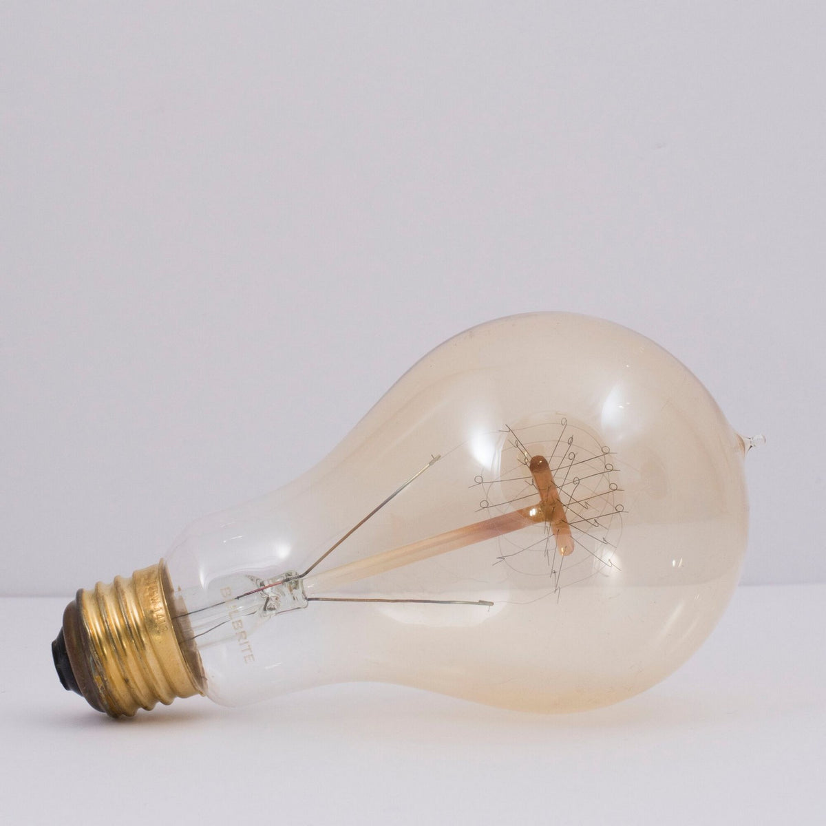 Nostalgic Light Bulb in Antique