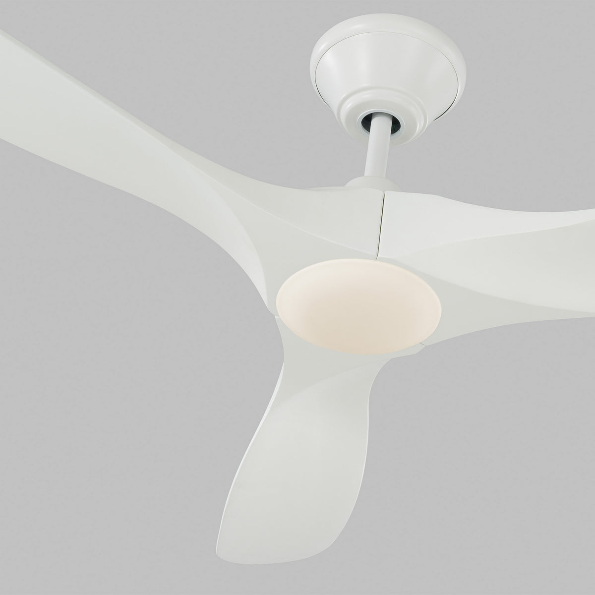 Maverick 70" Ceiling Fan in Matte White
