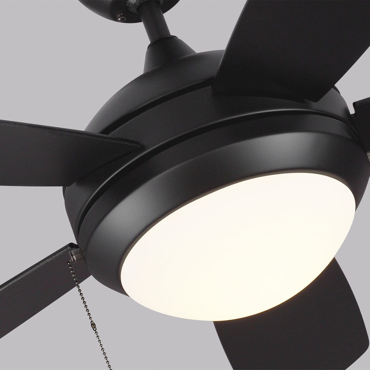 Discus 44" Ceiling Fan in Matte Black