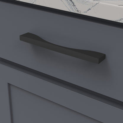 Pull 7-9/16 Inch (192mm) Center to Center