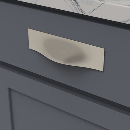 Poignée à tasse de 128 mm (5-1/16 po) de centre à centre