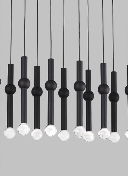 Lustre haubané à 18 lumières