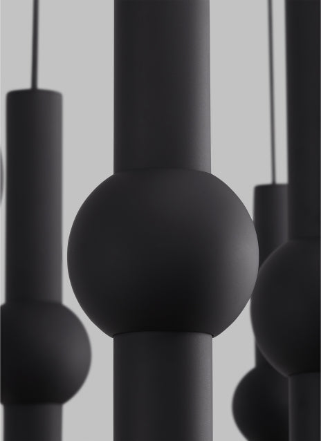 Lustre haubané à 18 lumières