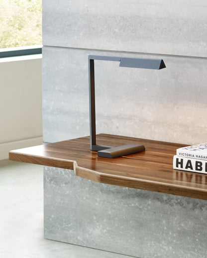 Dessau 16 Table Lamp