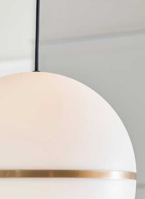 Hanea Grande Pendant