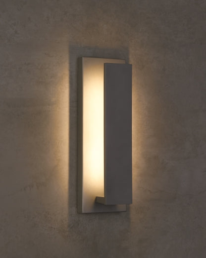 Nate 17 Outdoor Wall