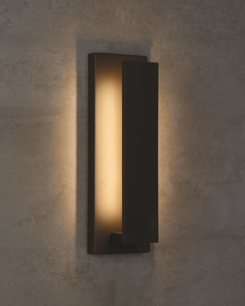 Nate 17 Outdoor Wall