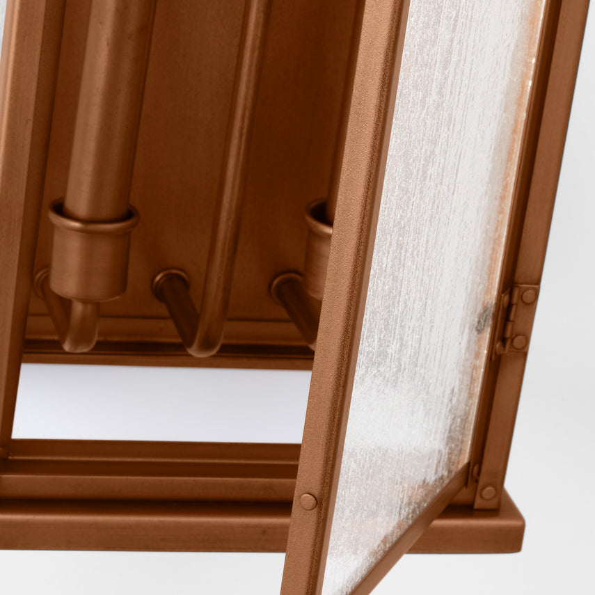 Grande lanterne murale à fronton