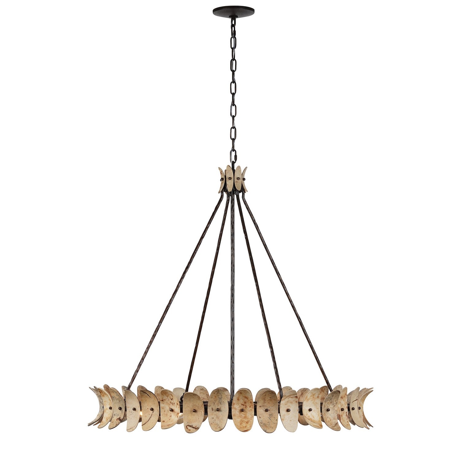Lustre huit lumières Monarch en fini Champagne Mist avec coquilles de noix de coco